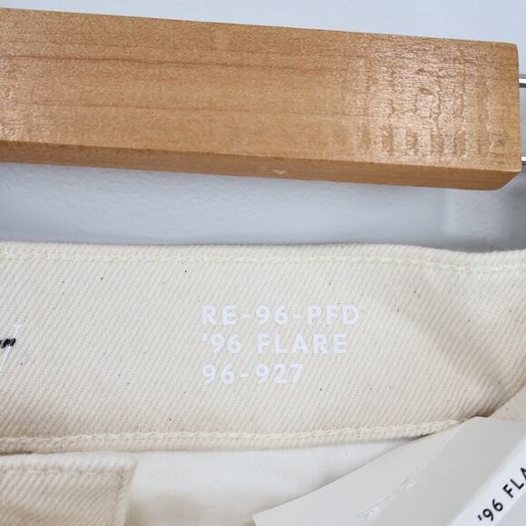 J.Crew 96' High Rise Flare Jean Ecru Wash Size 25 NWT - Picture 7 of 12